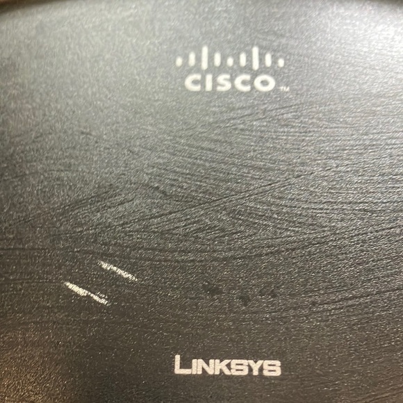 Linksys by Cisco Wireless-G Broadband Router Black MWRT5462 V1.5 - Picture 4 of 6